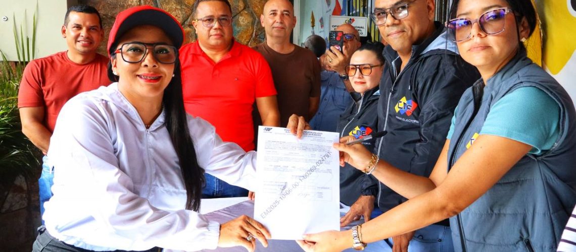 2.-Katherine Guanipa candidata