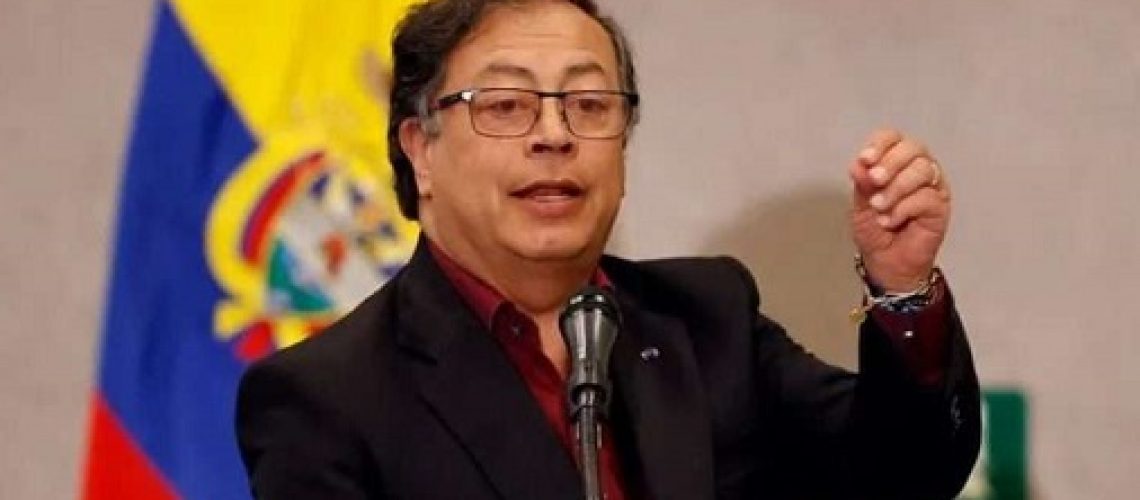Gustavo-Petro-31