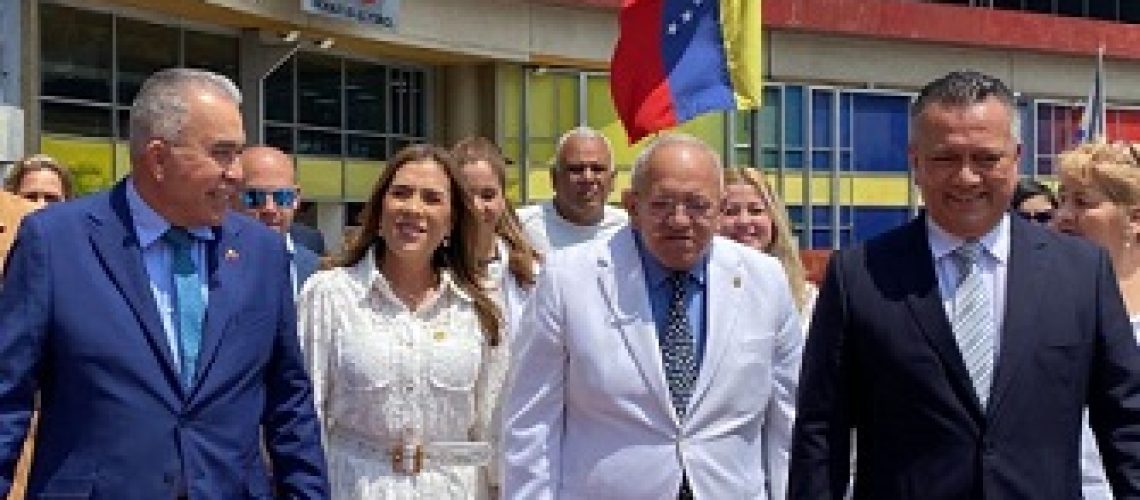 LUIS-EDUARDO-MARTINEZ-21