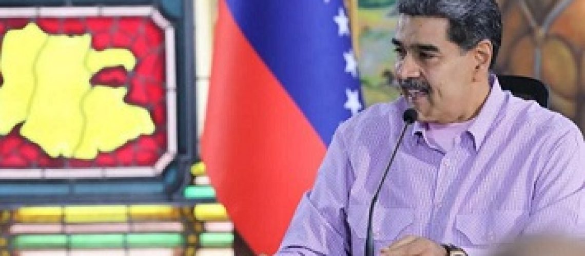 Maduro-desde-el-Consejo-Fedral-10.