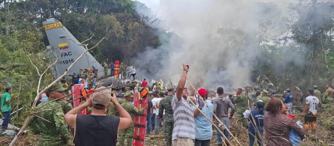 autoridades-colombianas-reportan-66-muertos-en-accidente-de-avion-militar-195955 (1)