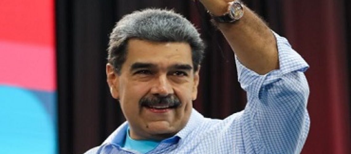 nicolas-maduro-23.
